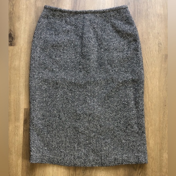 Neiman Marcus Black & White Checkered Skirt - Picture 1 of 3